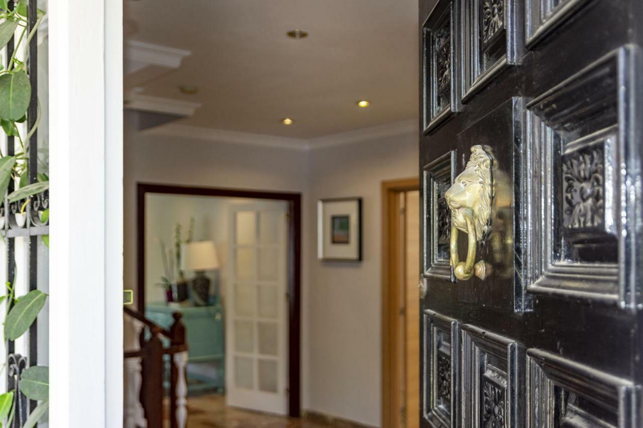 Villa Casakhan, Beautiful Luxury Villa, Марбелья Екстер'єр фото