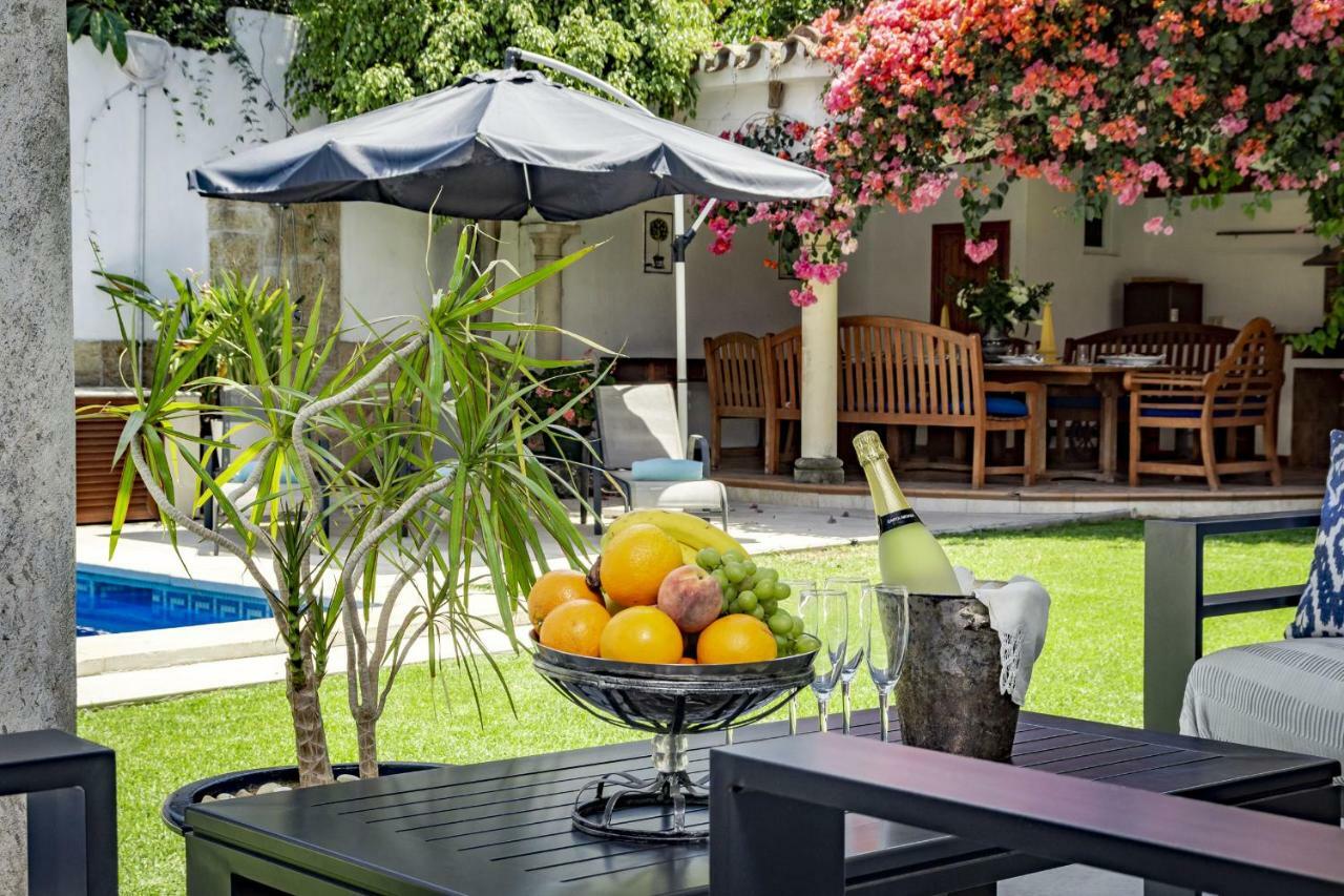 Villa Casakhan, Beautiful Luxury Villa, Марбелья Екстер'єр фото